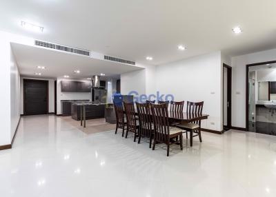 3 Bedrooms Condo in The Residences at Dream Pattaya Na Jomtien C011363