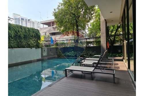 2Bed Condo in Prime Sukhumvit Phromphong