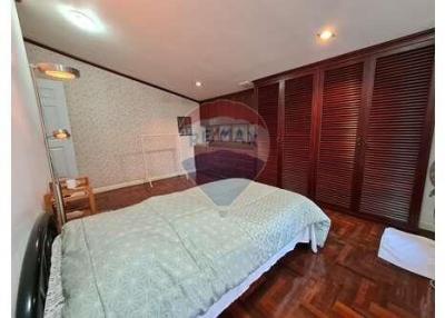Rare Find! 4+1Bed Pet-Friendly Duplex Penthouse in Phromphong - 920071054-440