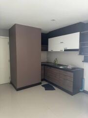 Condo for Rent at Bang Na Residence