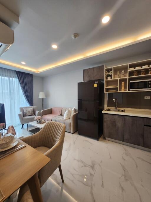 Condo for Rent at Define by Mayfair