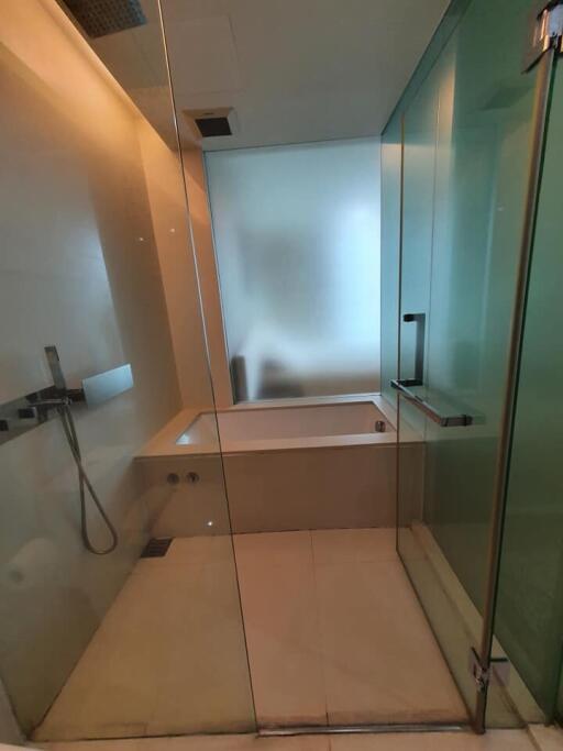 Condo for Rent at The Room Sukhumvit 21