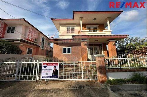 150 Sqm., 3 Beds Townhouse listed for ฿ 2,990,000.