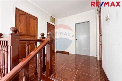 150 Sqm., 3 Beds Townhouse listed for ฿ 2,990,000.