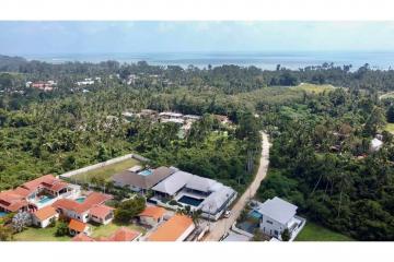 Luxurious U-Shaped Pool Villa in Thong Krut, Koh Samui