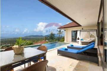 Stunning 5-bedroom sea view villa