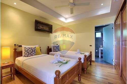 529 Sqm., 5 Beds, 5 Baths House listed for ฿ 21,500,000.