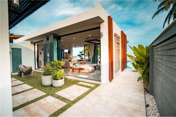 Exclusive Tropical Beachfront Villa In Samui