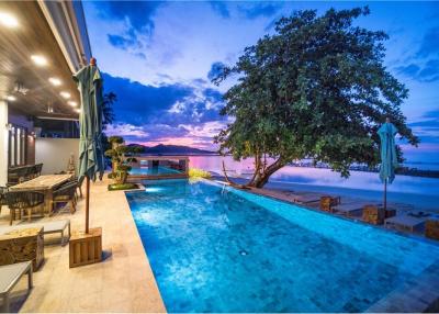 Exclusive Tropical Beachfront Villa In Samui