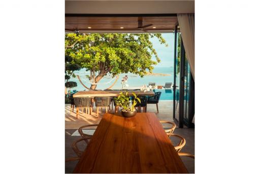 Exclusive Tropical Beachfront Villa In Samui