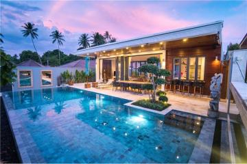 Exclusive Tropical Beachfront Villa In Samui