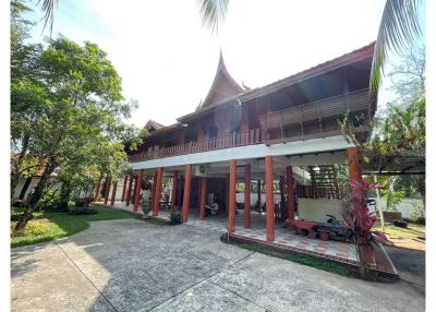 Thai Traditional Style Wooden House for Sale in Lamai, Koh Samui - 920121056-46