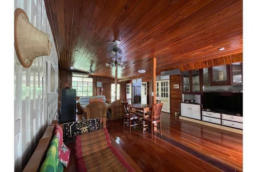 Thai Traditional Style Wooden House for Sale in Lamai, Koh Samui