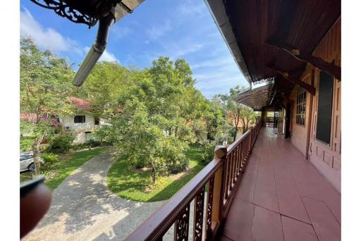 Thai Traditional Style Wooden House for Sale in Lamai, Koh Samui