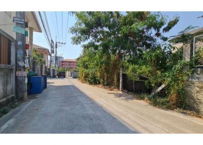 436 Sqm. Land listed for ฿ 3,900,000.