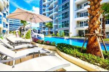 New 2-bedrooms condo close to the beach