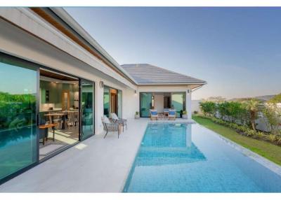 Great Quality Villa, 4 Bed 4 Bath in Hua Hin Soi 112 For Sale