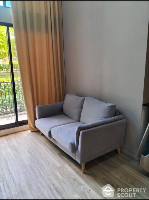 1-BR Condo at Blossom Condo @ Sathorn-Charoenrat near BTS Surasak