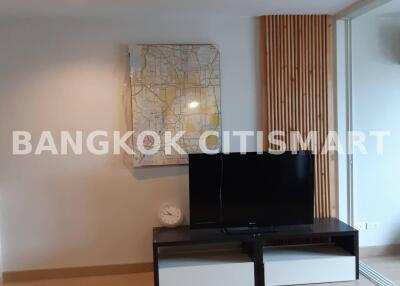 Condo at Park Ploenjit for rent