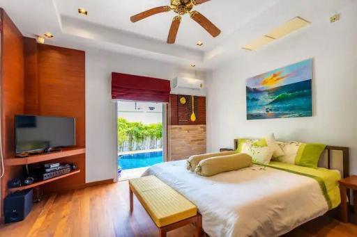 3 Bedrooms Pool villa for sale in Kamala