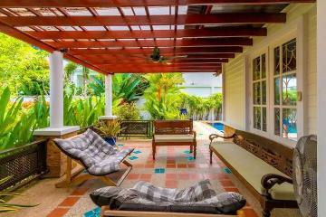 3 Bedrooms Pool villa for sale in Kamala