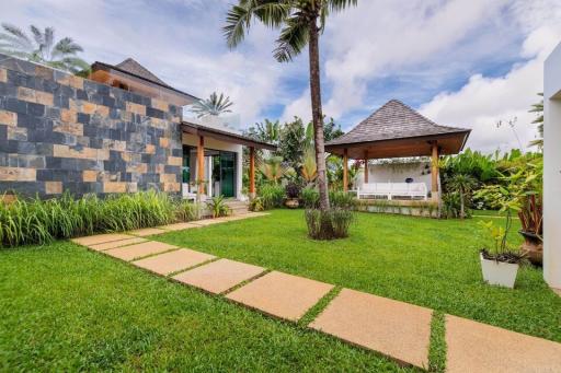 Luxury 4 bedrooms with private pool for sale in Choeng Thale
