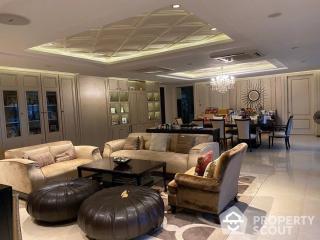 4-BR Condo at Sathorn Gardens near MRT Si Lom