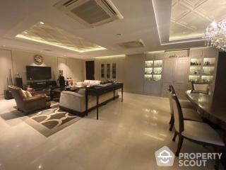 4-BR Condo at Sathorn Gardens near MRT Si Lom