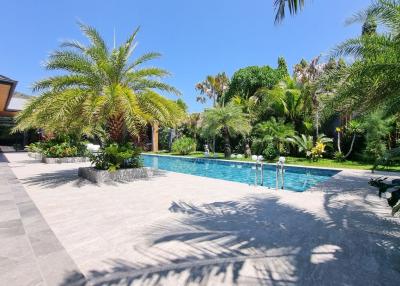 Villa Tropical Elegance