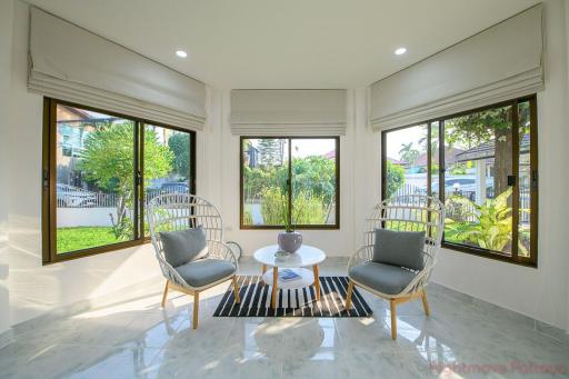 3 ห้องนอน บ้าน สำหรับเช่า ใน พัทยาตะวันออก - Pattaya Land & House