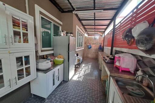 4 Bedrooms 2 Storey house for rent in San Kamphaeng