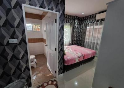 4 Bedrooms 2 Storey house for rent in San Kamphaeng