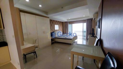 Studio Condo in Park Beach Wongamat C011367