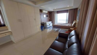 1 Bedroom Condo in Park Beach Wongamat C011368