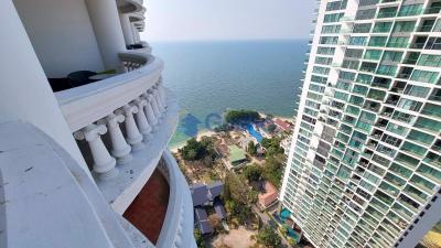 1 Bedroom Condo in Park Beach Wongamat C011368