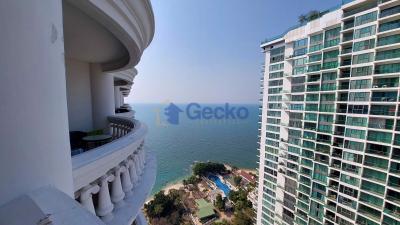 1 Bedroom Condo in Park Beach Wongamat C011368