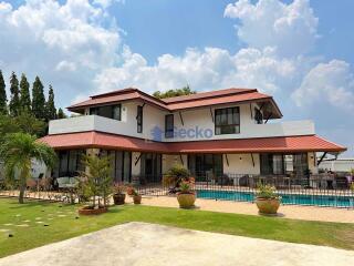 3 Bedrooms House in Tawan Villas East Pattaya H011366