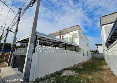 Nice 2-bedroom house in Banglamung