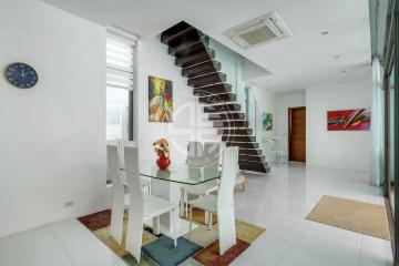 4 bedrooms moderns pool villa in Kamala