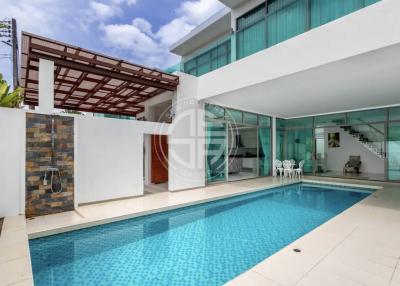 4 bedrooms moderns pool villa in Kamala