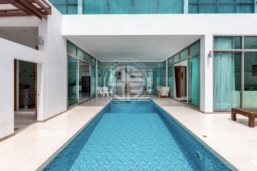 4 bedrooms moderns pool villa in Kamala