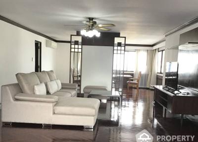 4-BR Condo at Four Wings Mansion near BTS Nana (ID 511887)