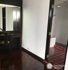 4-BR Condo at Four Wings Mansion near BTS Nana (ID 511887)