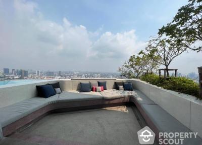 1-BR Condo at Xt Ekkamai near BTS Thong Lor