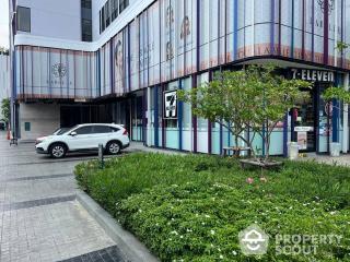 1-BR Condo at Xt Ekkamai near BTS Thong Lor