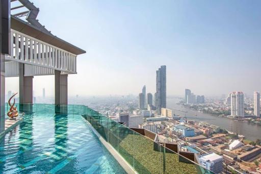 luxurious infinity pool overlooking a cityscape