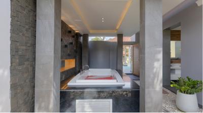 3 Bedrooms Modern Bali style Pool villa