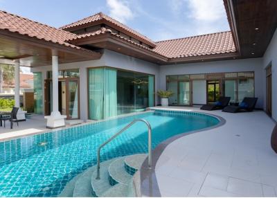 3 Bedrooms Modern Bali style Pool villa