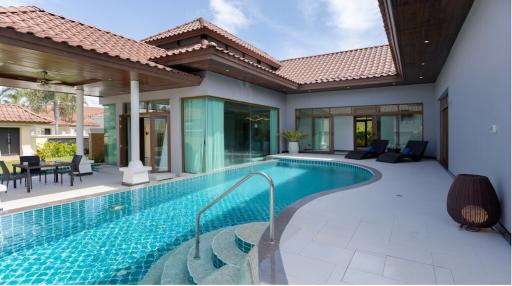 3 Bedrooms Modern Bali style Pool villa