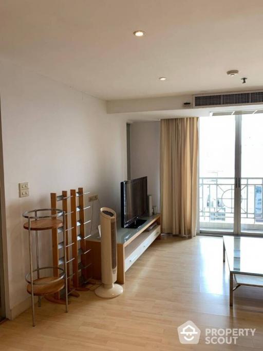 1-BR Condo at Asoke Place near MRT Sukhumvit